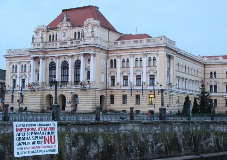 "Oradea, ridică-te şi luptă!" Cetăţenii, chemaţi la protest anti-exploatare gaze de şist